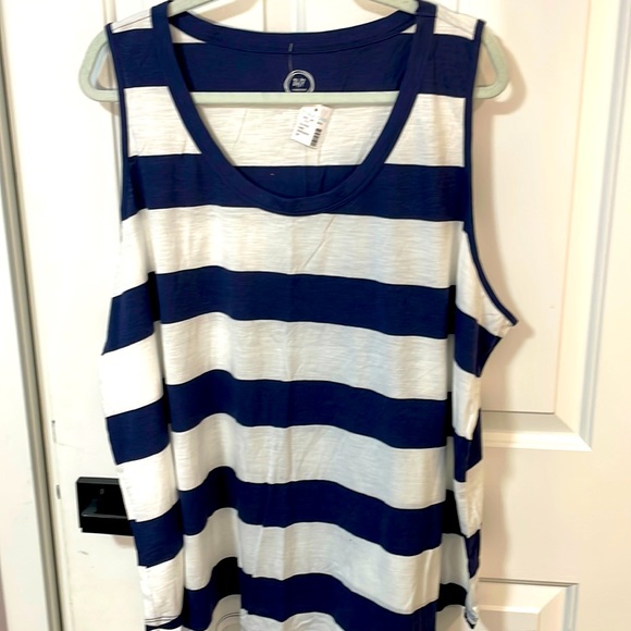 Maurices brand top size 3X - Picture 1 of 3